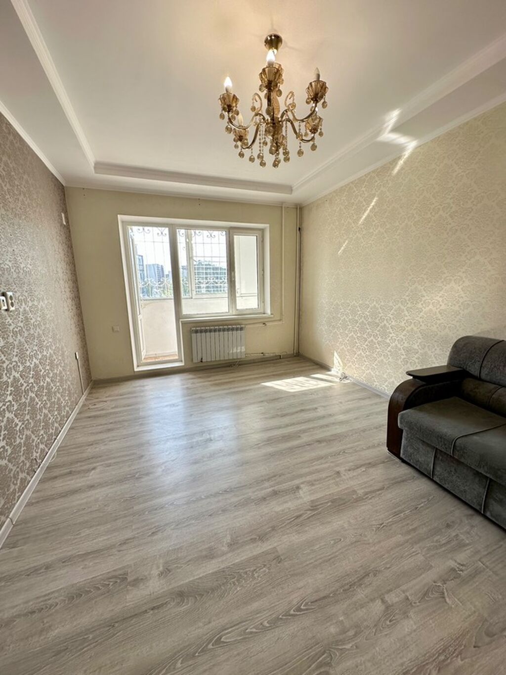 3 комнаты, 64 м², 6 мкр 106 серия, 8 этаж, Косметический ремонт: фото 4