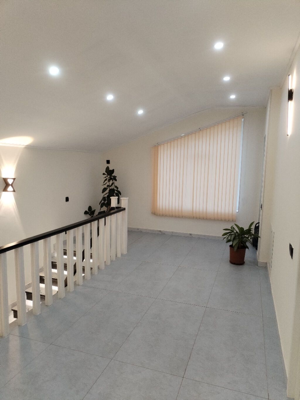 Ramana qəs. 4 otaqlı, 160 kv. m, Kredit yoxdur, Yeni təmirli