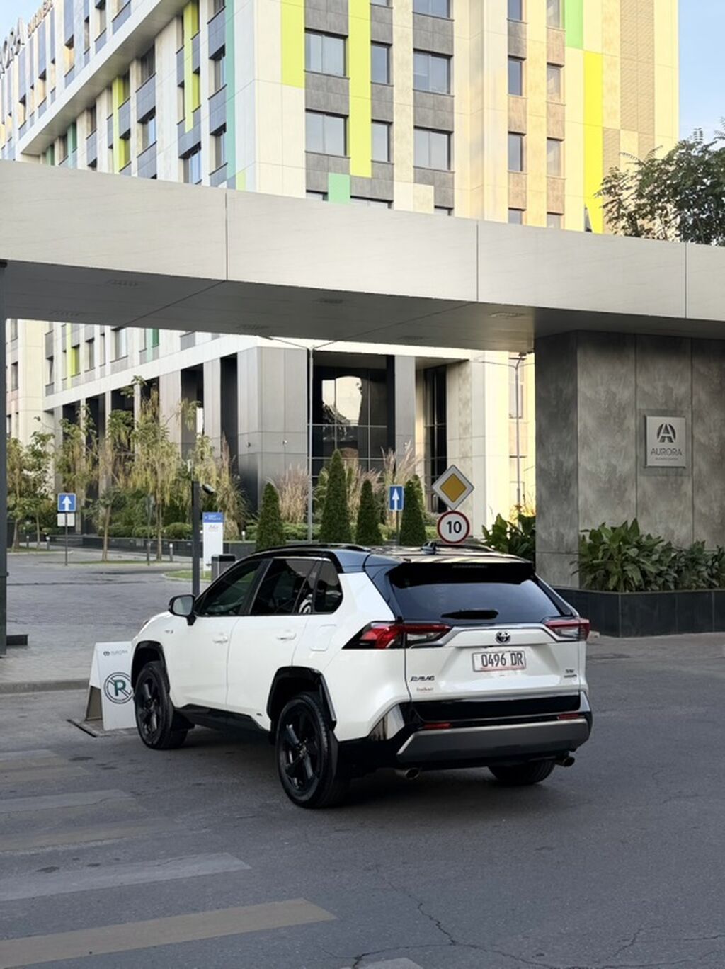 Toyota RAV4: 2020 г., Гибрид, Кроссовер: фото 6