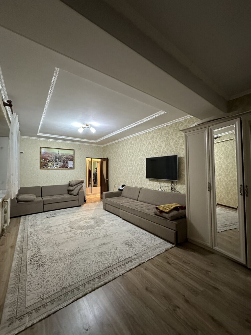1 комната, 48 м², Джал мкр (в т.ч. Верхний, Нижний, Средний) Элитка, 10 этаж, Старый ремонт: фото 1