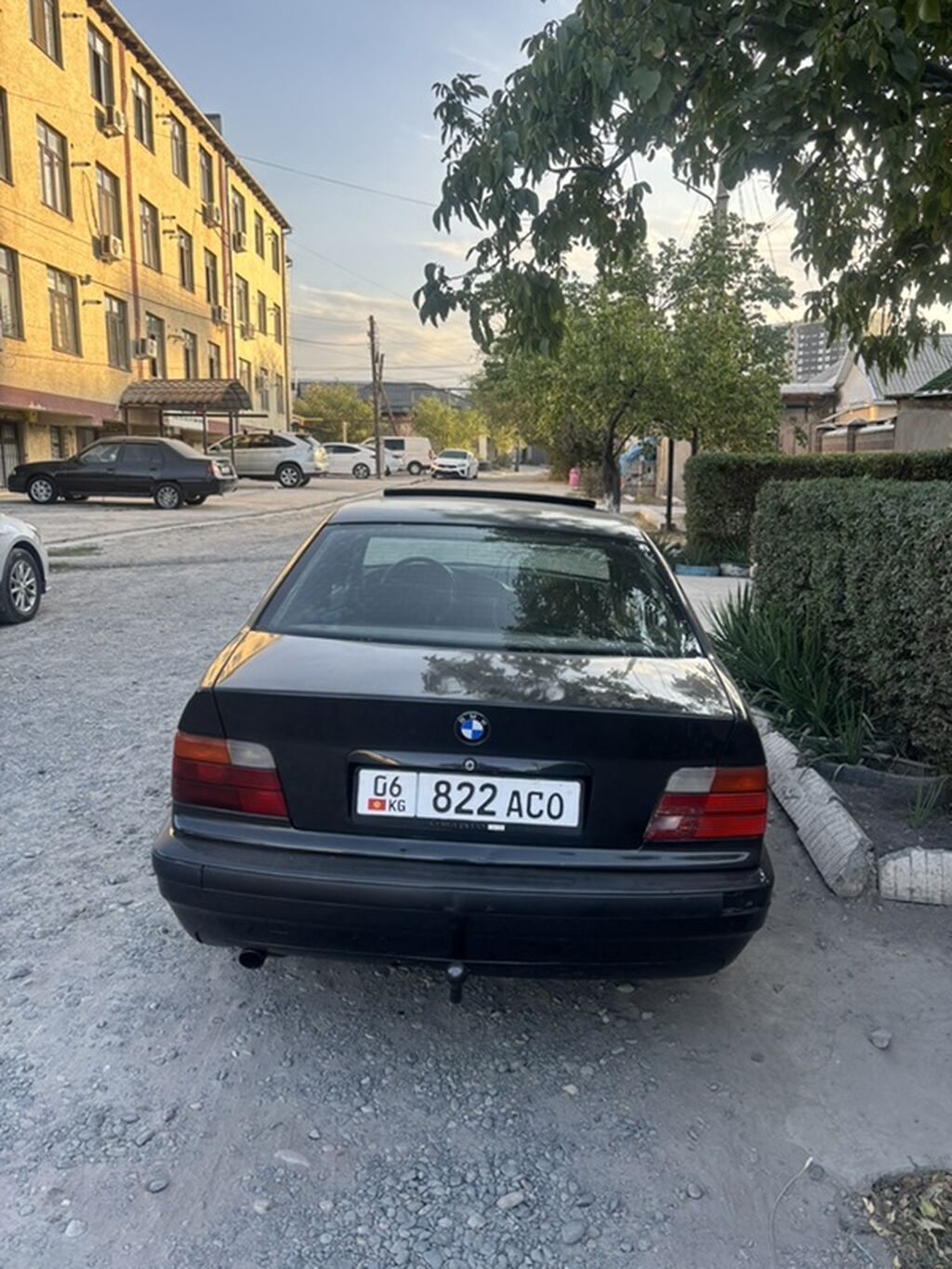 BMW 3 series: 1991 г., Седан: фото 4