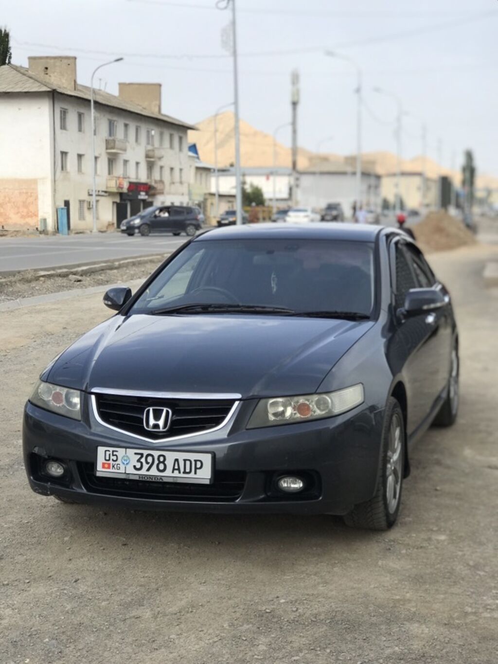 Honda Accord: 2004 г., 2 л, Автомат, Бензин, Седан: фото 1