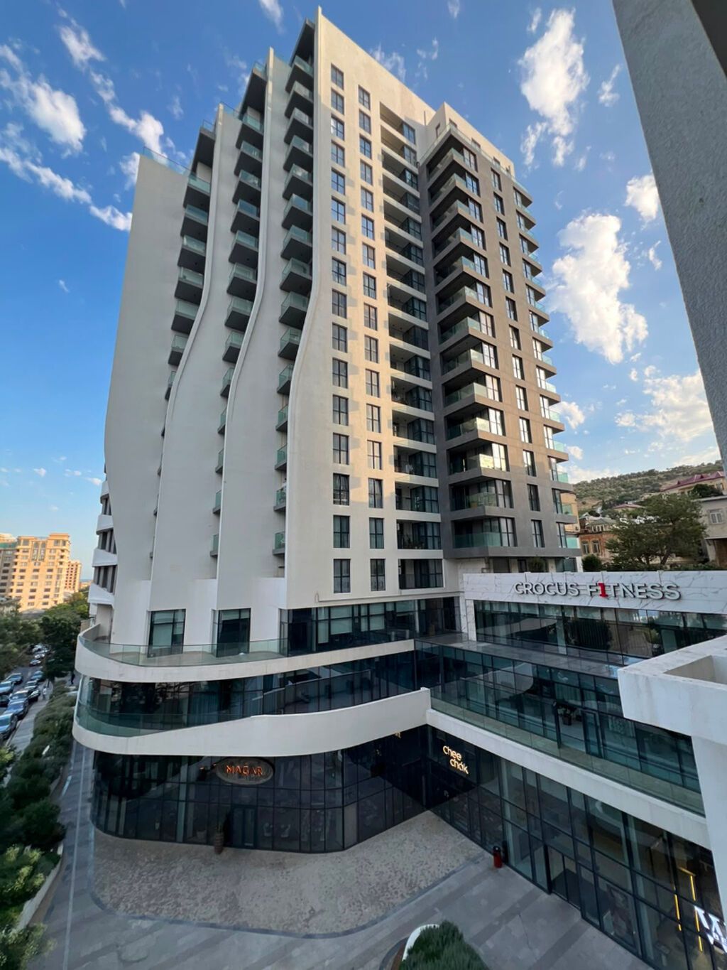 4 otaqlı, Yeni tikili, 164 kv. m