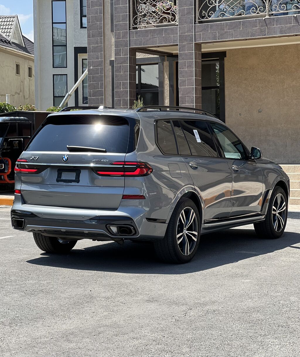 BMW X7: 2022 г., 3 л, Автомат, Бензин, Кроссовер: фото 4