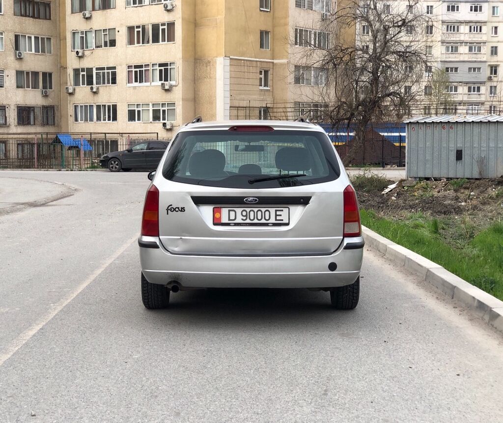 Ford Focus: 2002 г., 1.8 л, Механика, Бензин, Универсал: фото 4