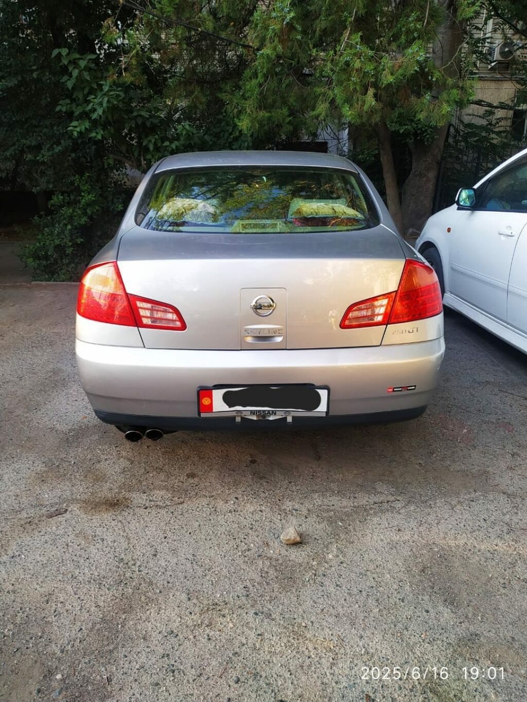 Nissan Skyline: 2002 г., 2.5 л, Автомат, Бензин, Седан: фото 2