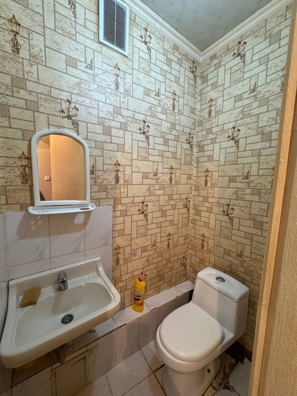 2 комнаты, 54 м², 9 мкр 106 серия, 9 этаж, Старый ремонт: фото 5