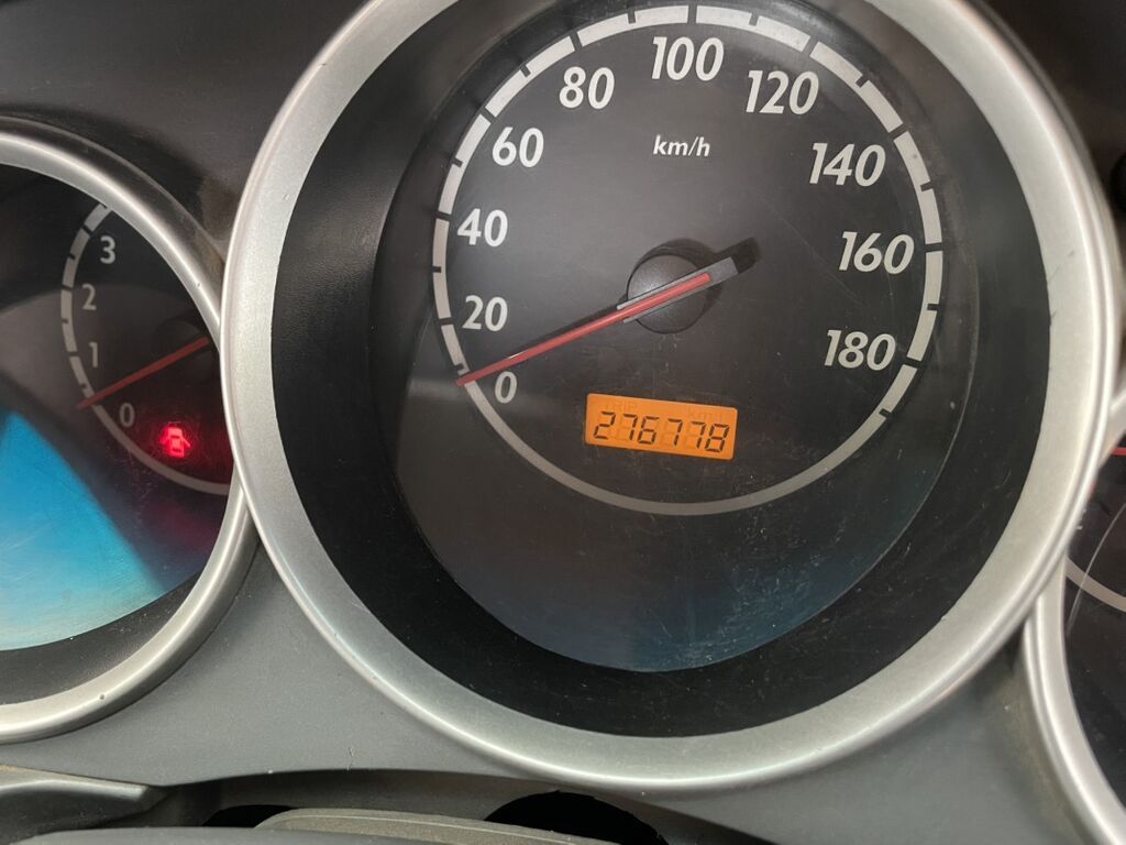 Honda Fit: 2002 г., 1.3 л, Вариатор, Бензин, Хэтчбэк: фото 3