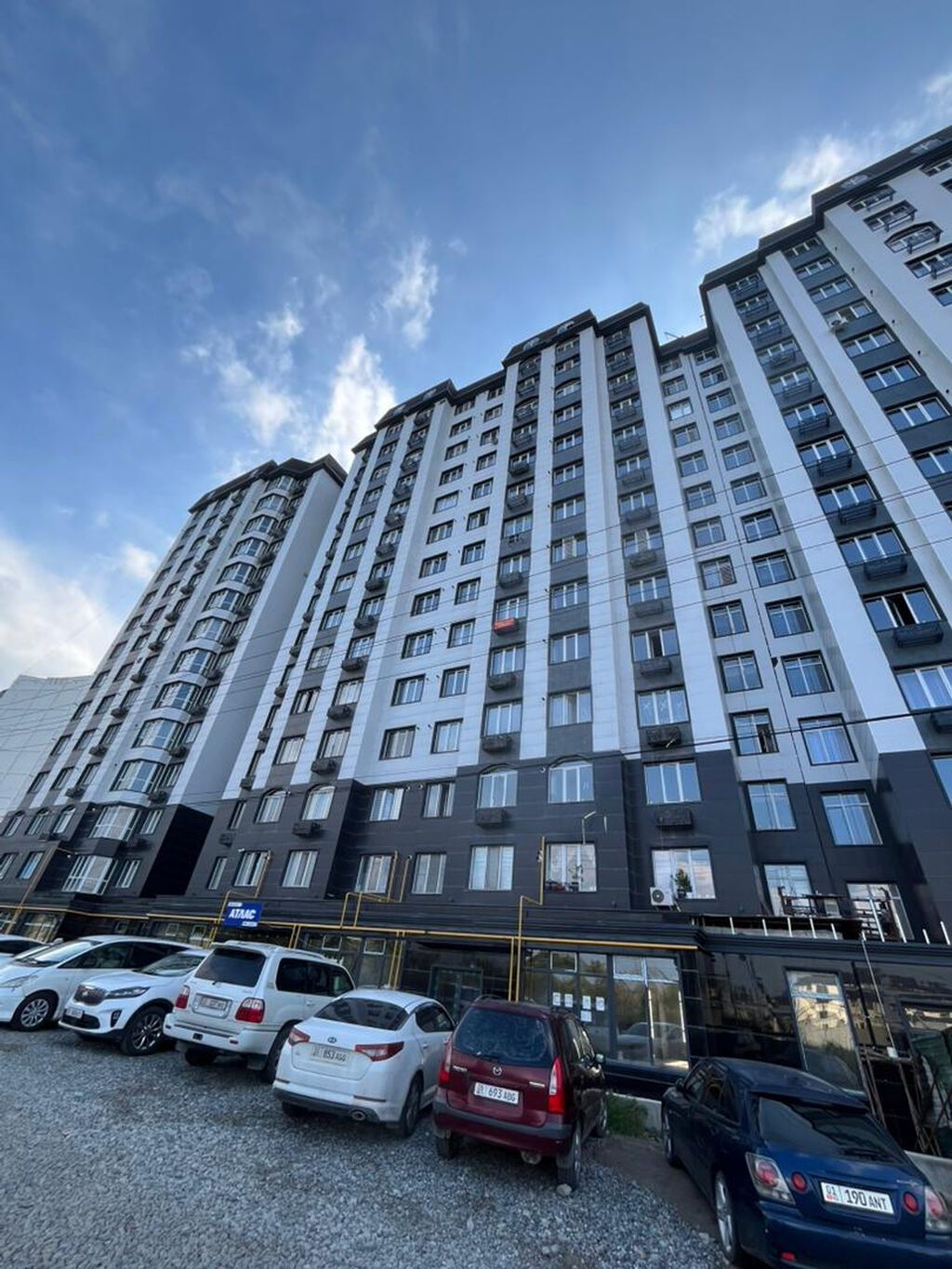 3 комнаты, 102 м², Кок-Жар ж/м Элитка, 6 этаж, ПСО (под самоотделку): фото 1