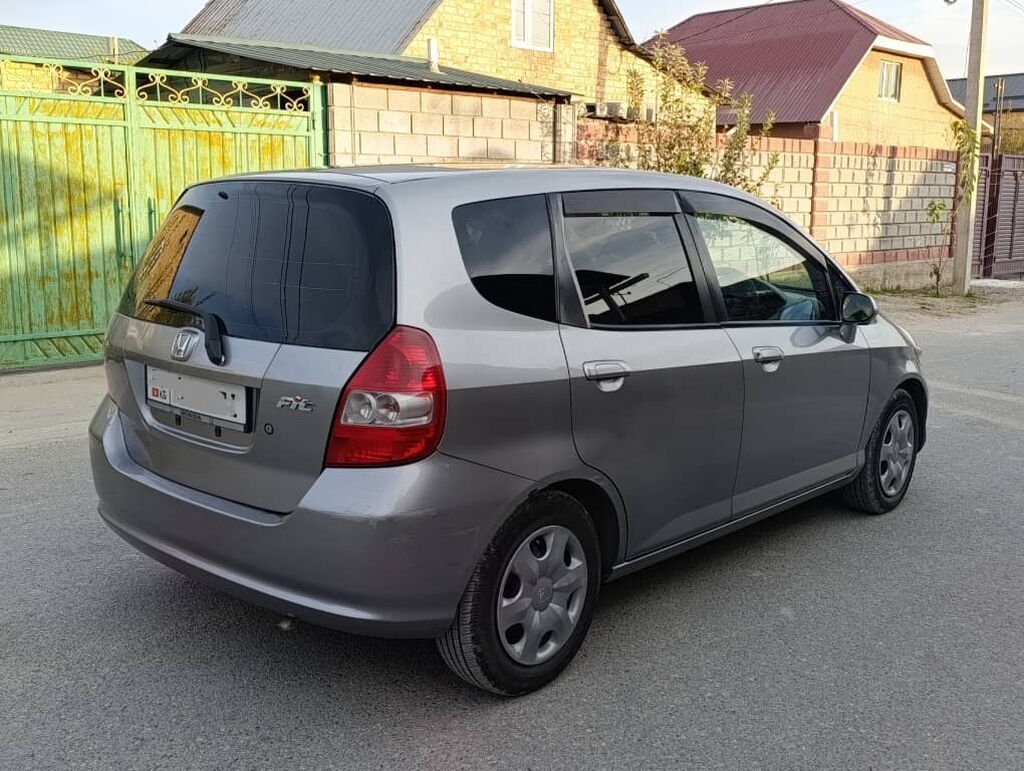 Honda Fit: 2003 г., 1.3 л, Автомат, Бензин, Хэтчбэк: фото 7