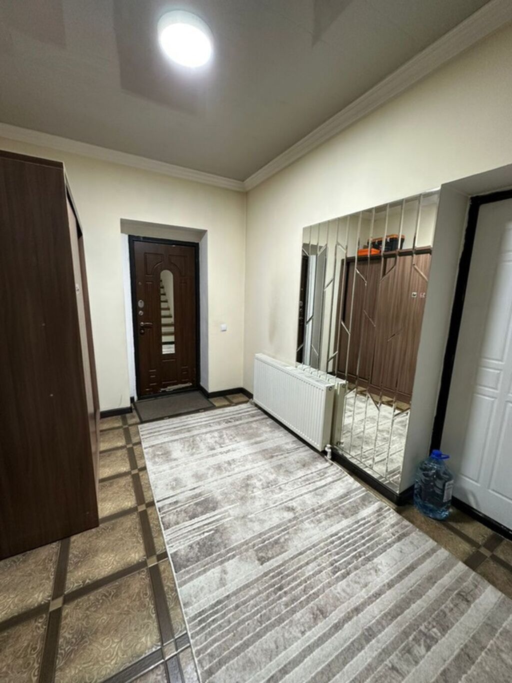 3 комнаты, 87 м², 2 соток, Бишкек