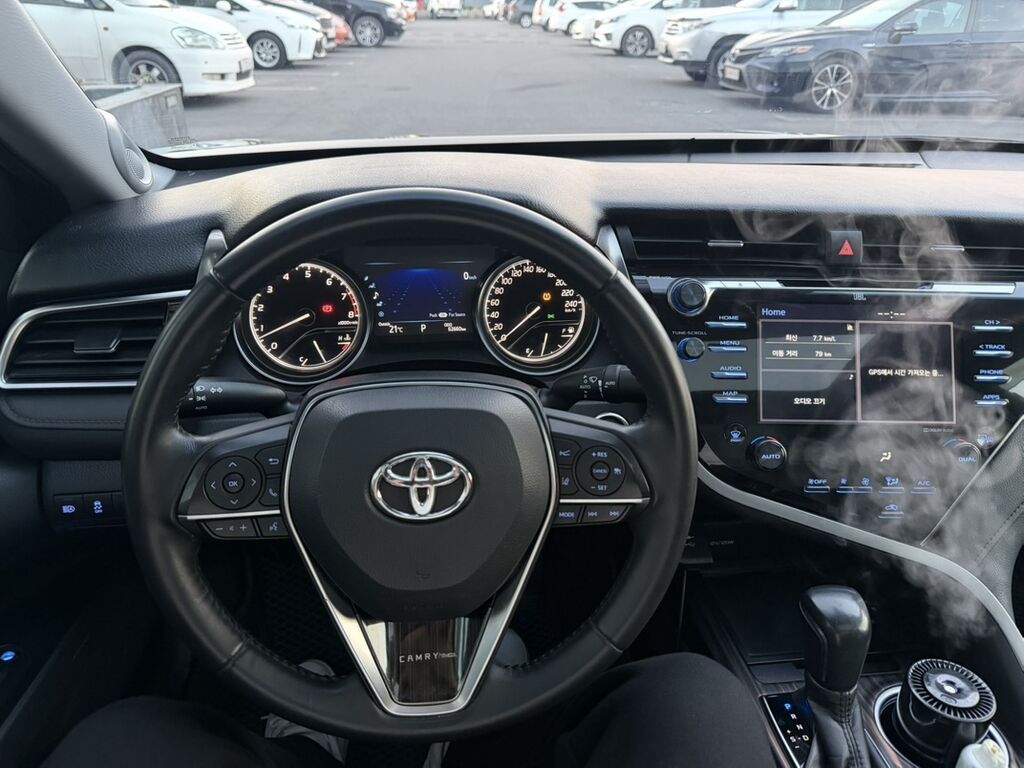 Toyota Camry: 2019 г., 2.5 л, Автомат, Бензин, Седан: фото 7