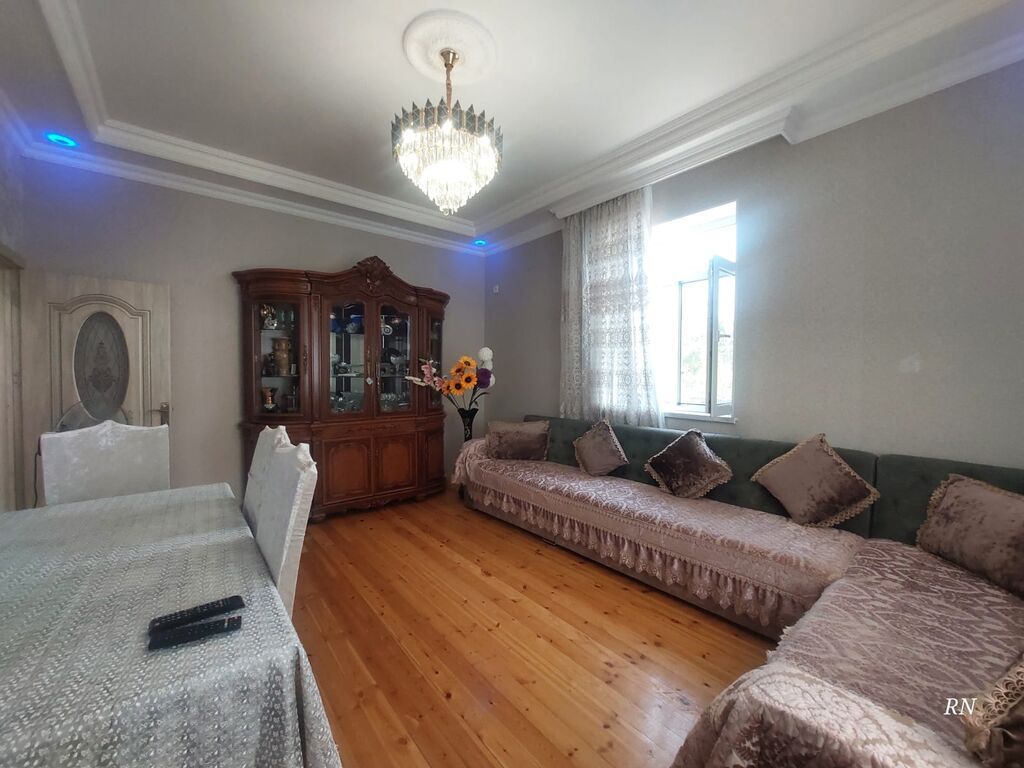 Saray, 95 kv. m, 4 otaqlı, Hovuzsuz, İnternet, Telefon, Qaz