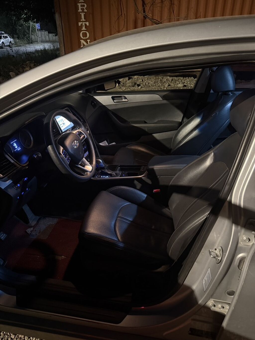 Hyundai Sonata: 2018 г., 2 л, Автомат, Газ, Седан: фото 5