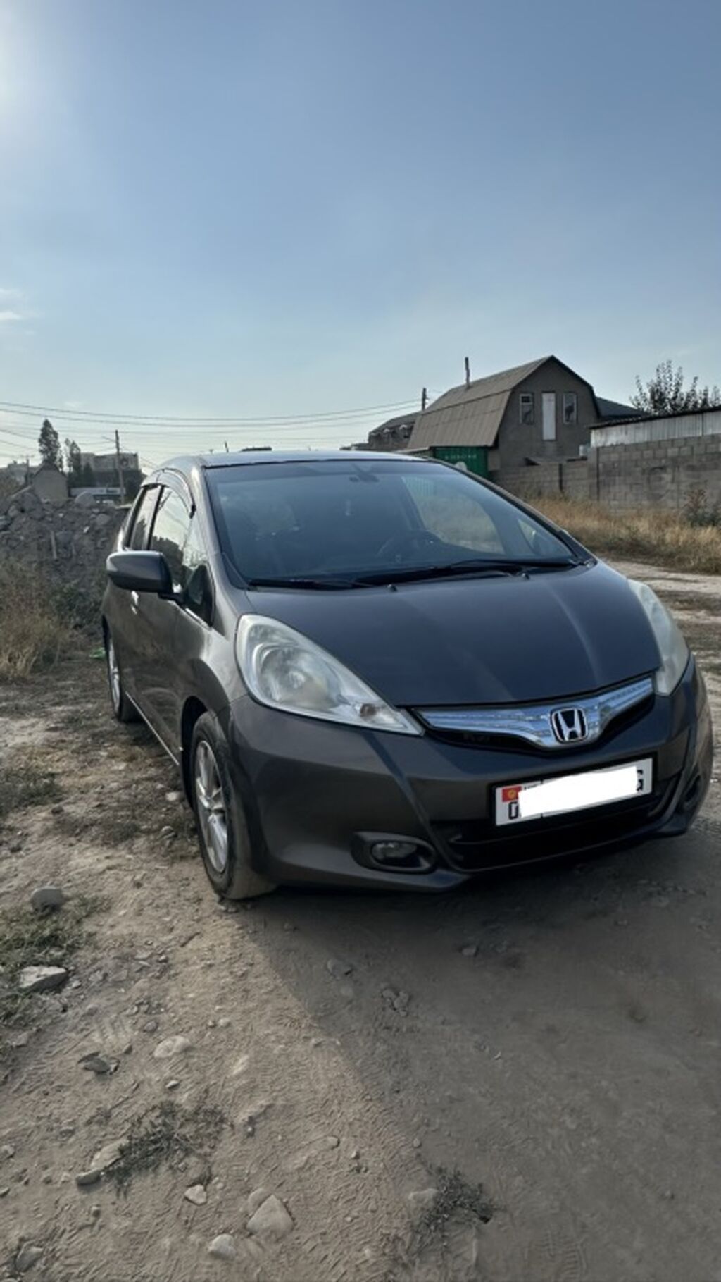 Honda Shuttle: 2011 г., 1.4 л, Вариатор, Гибрид, Универсал: фото 2