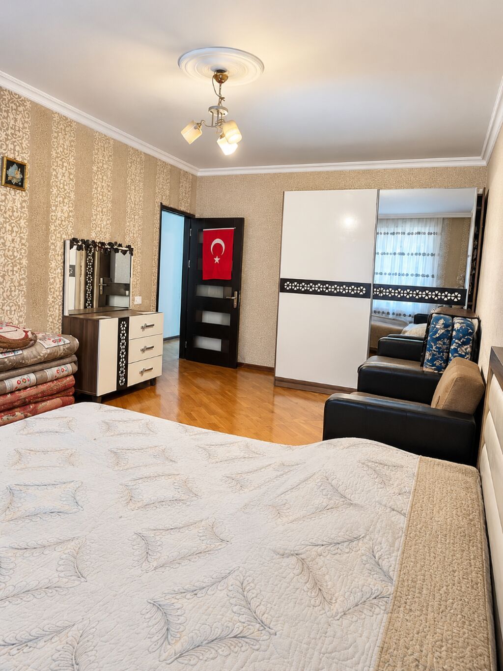 Bakıxanov qəs., 3 otaqlı, Yeni tikili, 90 kv. m