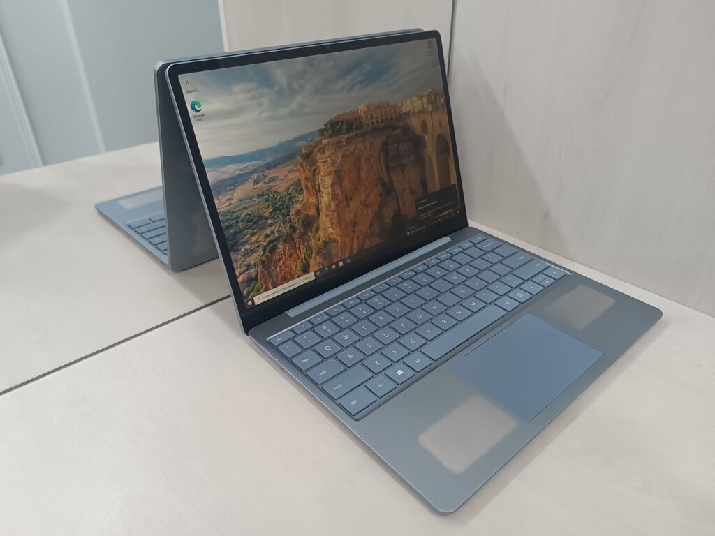 Microsoft Surface Laptop Go, цвет Ice Blue Ключевые характеристики: -: фото 2