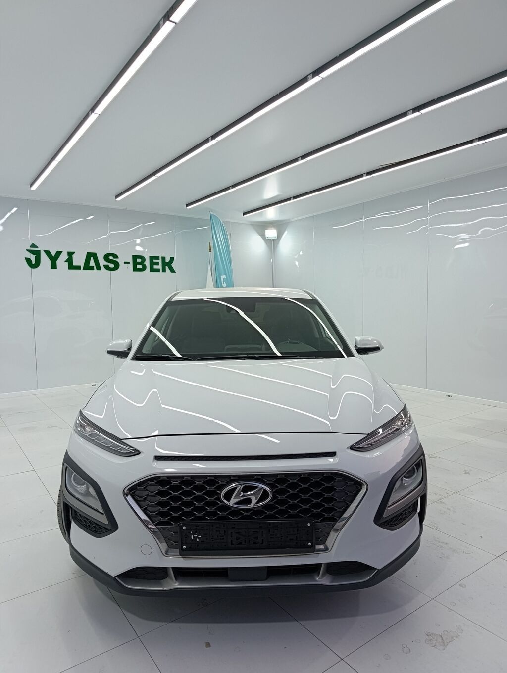 Hyundai Kona: 2019 г., 1.6 л, Автомат, Бензин, Кроссовер: фото 2