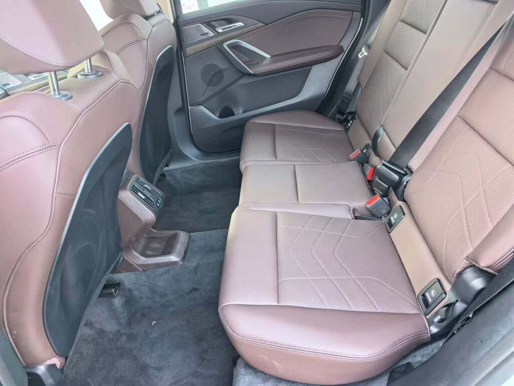 BMW X1: 2025 г., 2 л, Автомат, Бензин, Внедорожник: фото 5