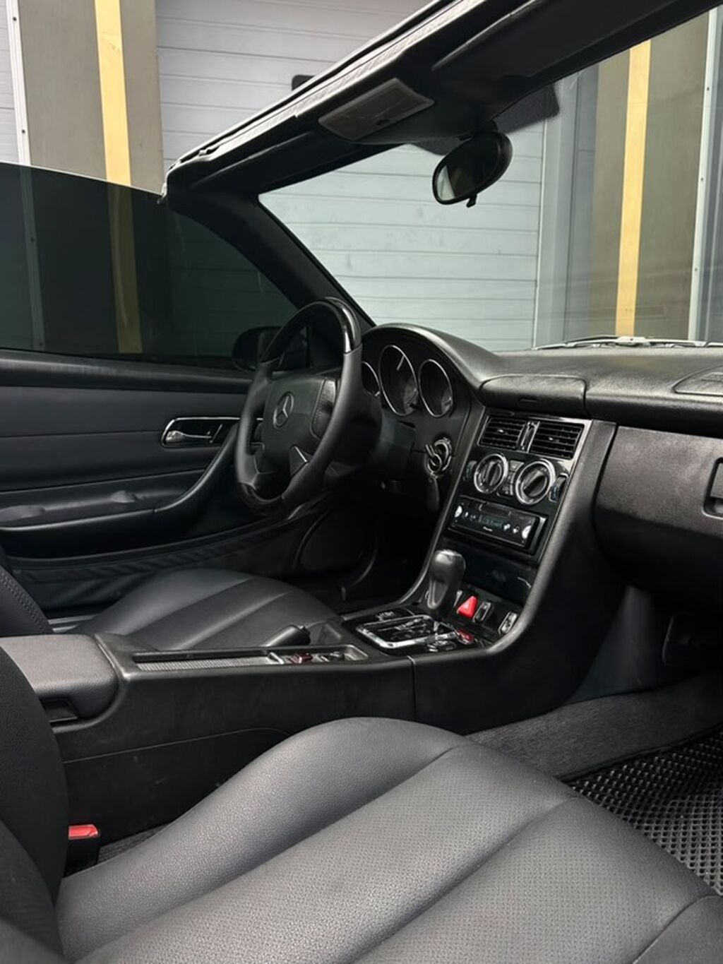 Mercedes-Benz SLK-Class: 1997 г., 2.3 л, Автомат, Бензин, Кабриолет: фото 7