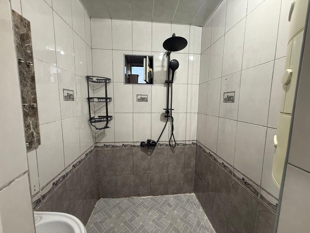Mebel və texnika ilə tam təchiz olunmuş mənzil/interyer. - Geniş və