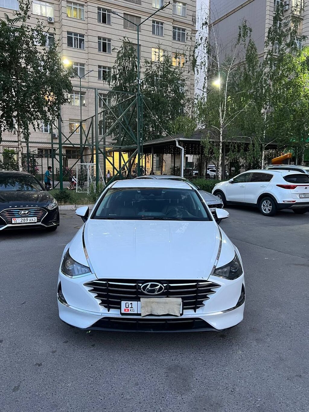 Hyundai Sonata: 2019 г., 2 л, Автомат, Газ, Седан — фото 2