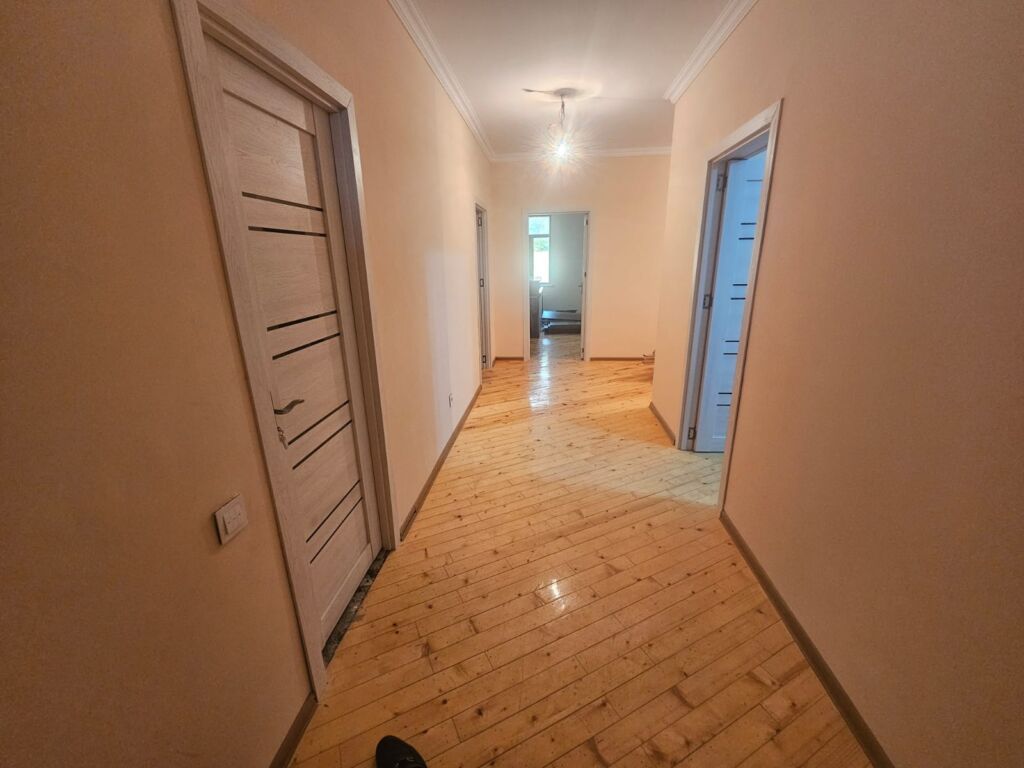 3 otaqlı, 100 kv. m, Yeni təmirli