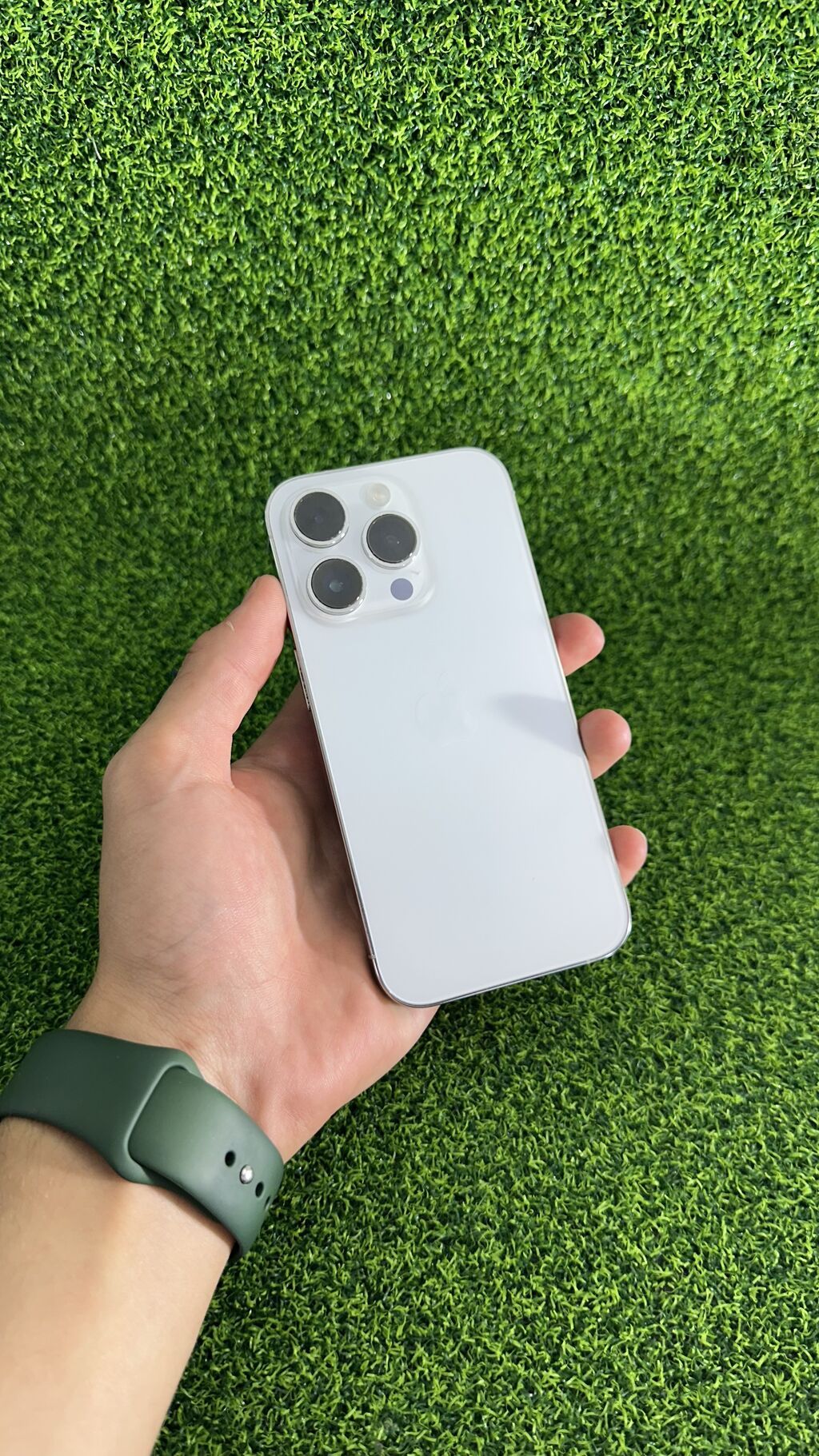IPhone 14 Pro, Б/у, 128 ГБ, Белый, Защитное стекло, Чехол, 87 % — фото 1