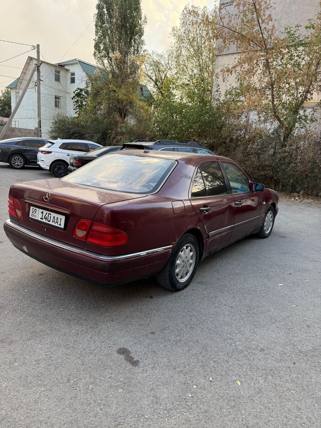 Mercedes-Benz E-Class: 1999 г., 2.4 л, Автомат, Бензин, Седан: фото 2