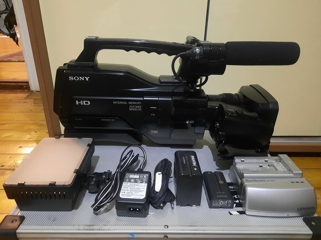 камера sony 1500. Sony hvr-1500. Sony mc 1500. Sony 1500. Sony 1500.