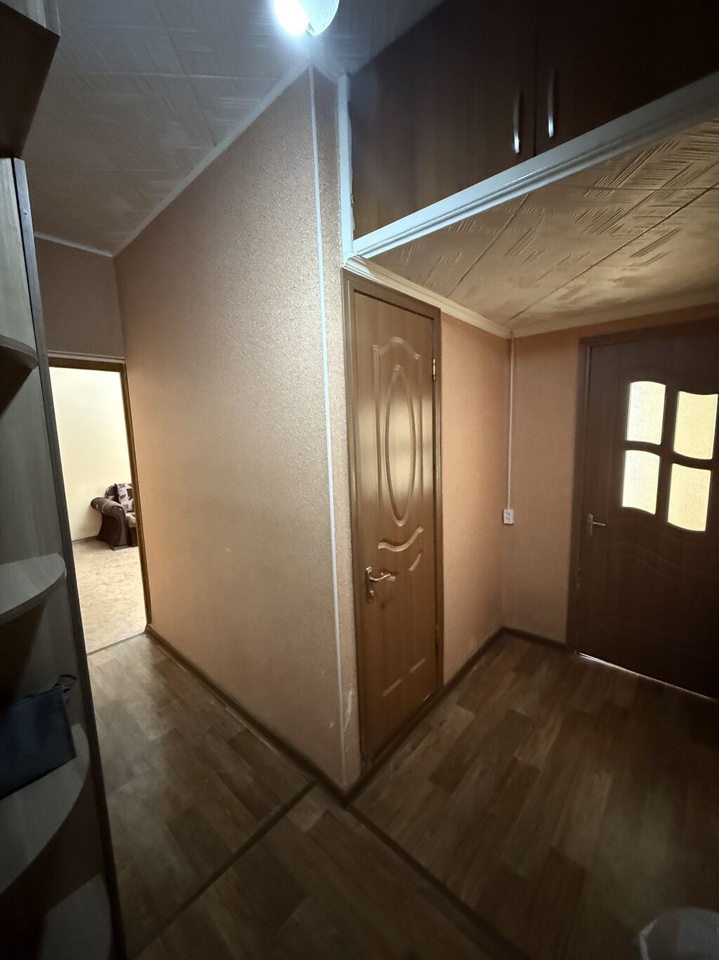 1 комната, 40 м², 11 мкр 105 серия, 4 этаж, Косметический ремонт: фото 6