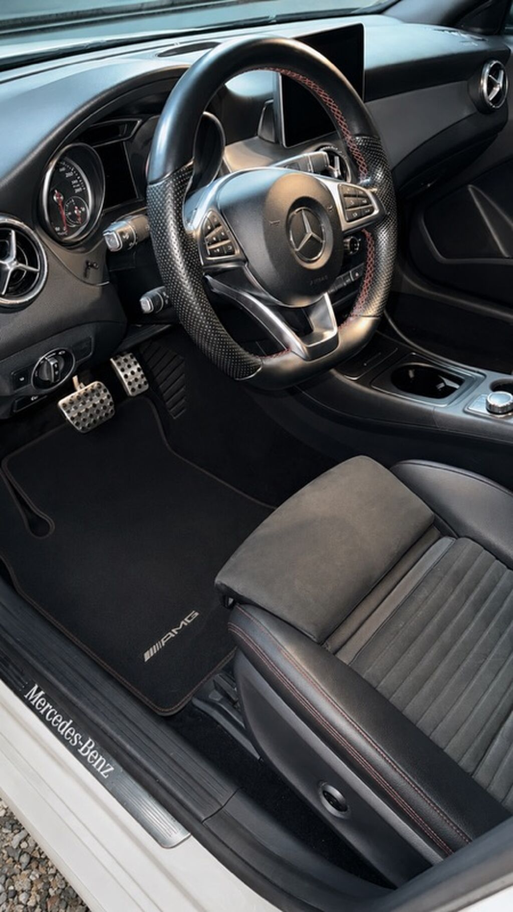 Профессиональная химчистка салона авто: фото 5