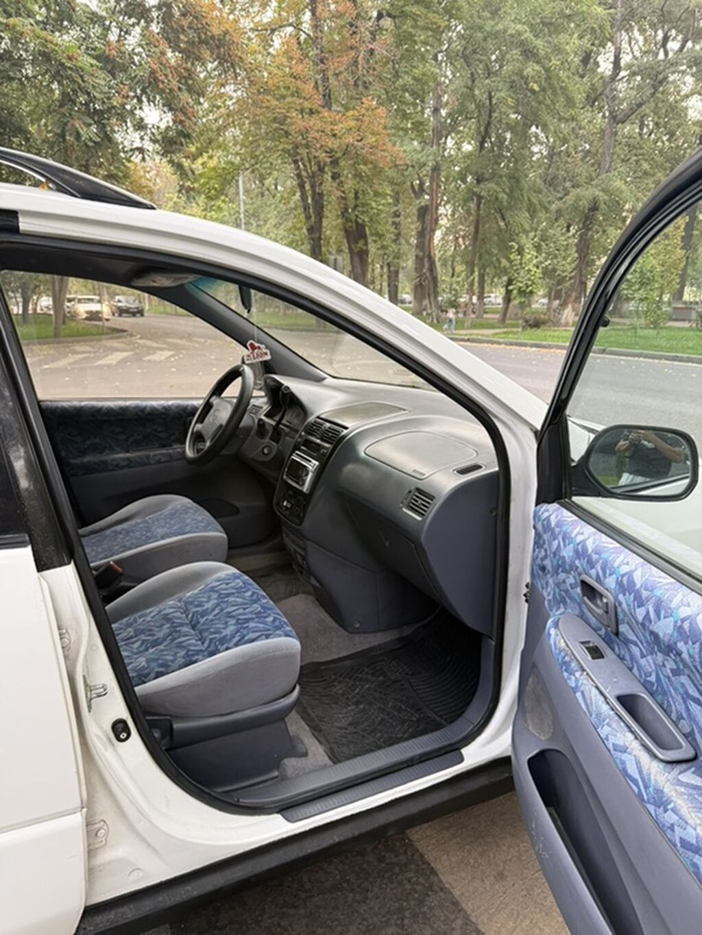 Toyota Picnic: 1996 г., 2 л, Автомат, Бензин, Минивэн: фото 8