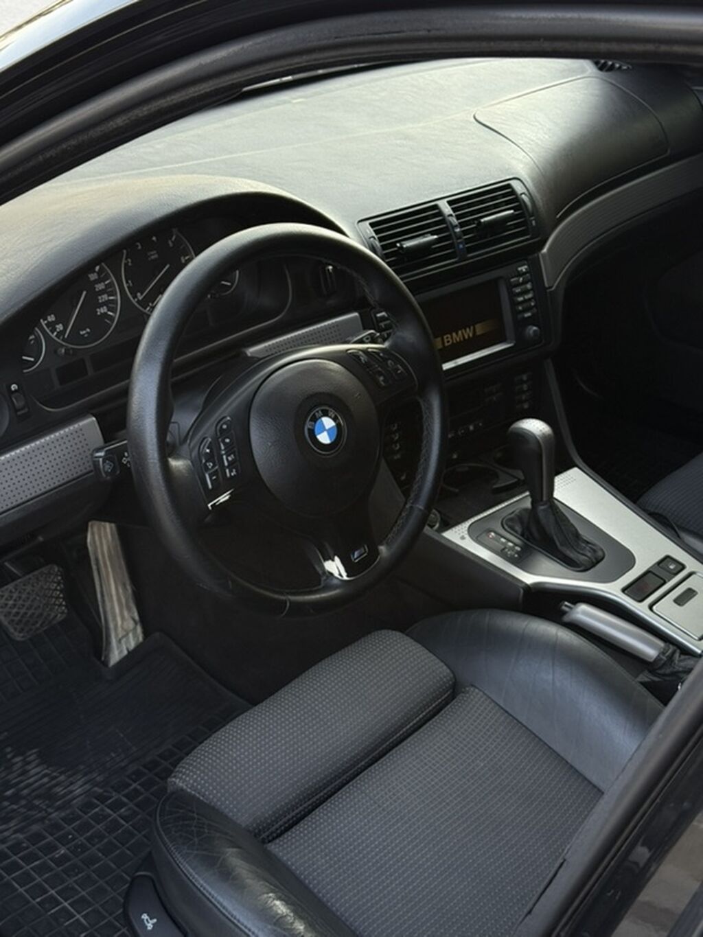 BMW 5 series: 2002 г., 3 л, Автомат, Бензин, Седан: фото 5