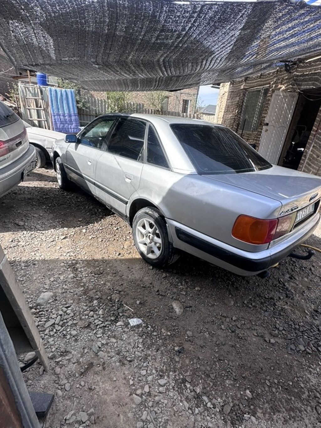 Audi 100: 1992 г., Механика, Бензин, Седан: фото 2
