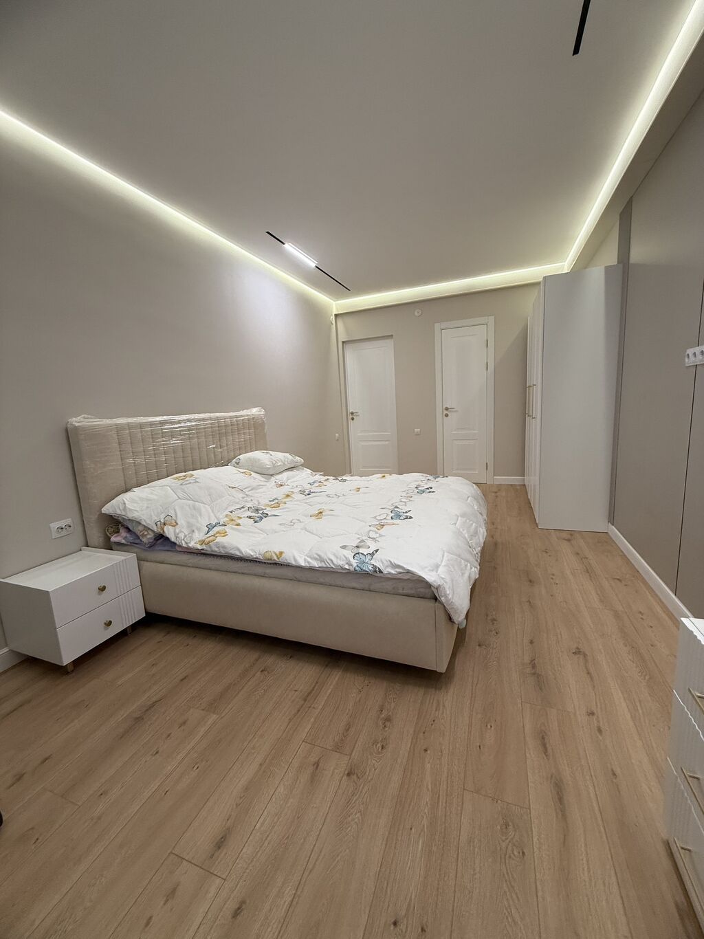 3 комнаты, 111 м², 12 мкр Элитка, 8 этаж, Дизайнерский ремонт: фото 3