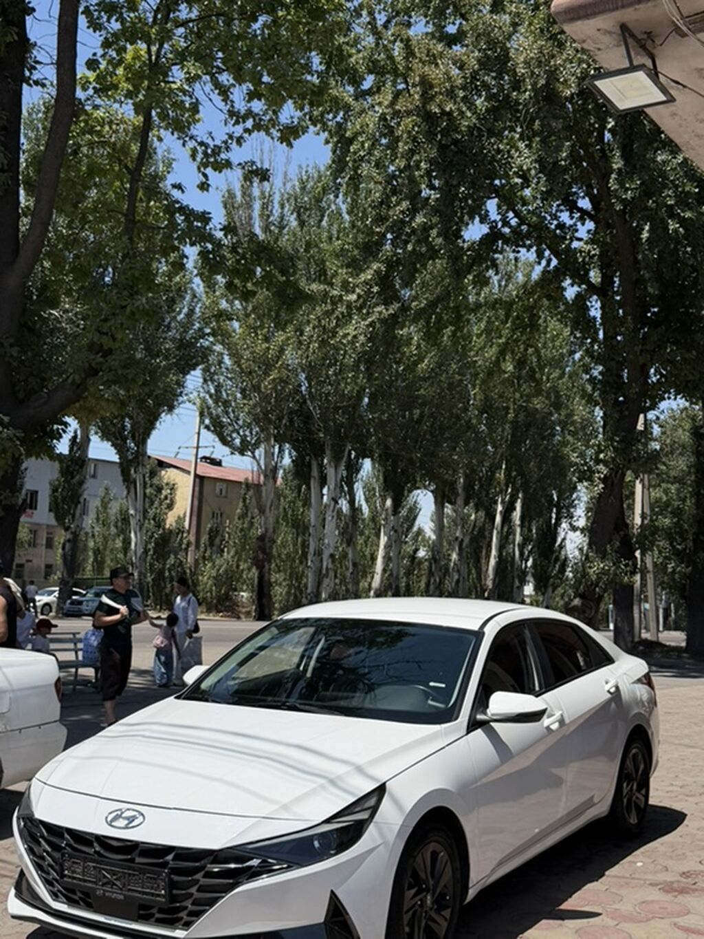 Hyundai Avante: 2020 г., 1.6 л, Автомат, Гибрид, Седан — фото 3