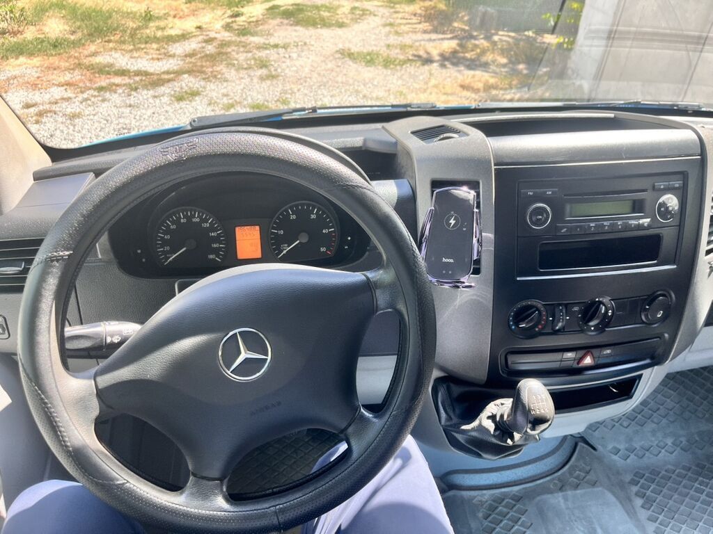 Mercedes-Benz Sprinter (двухрядная кабина) с бортовой платформой: фото 7