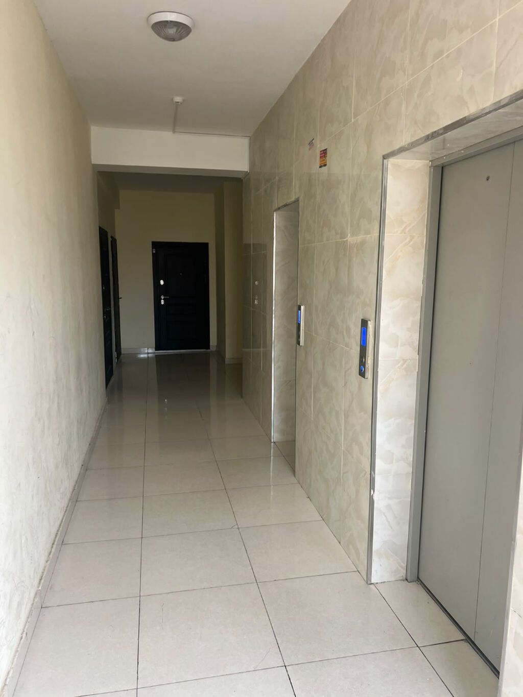3 otaqlı, Yeni tikili, 105 kv. m