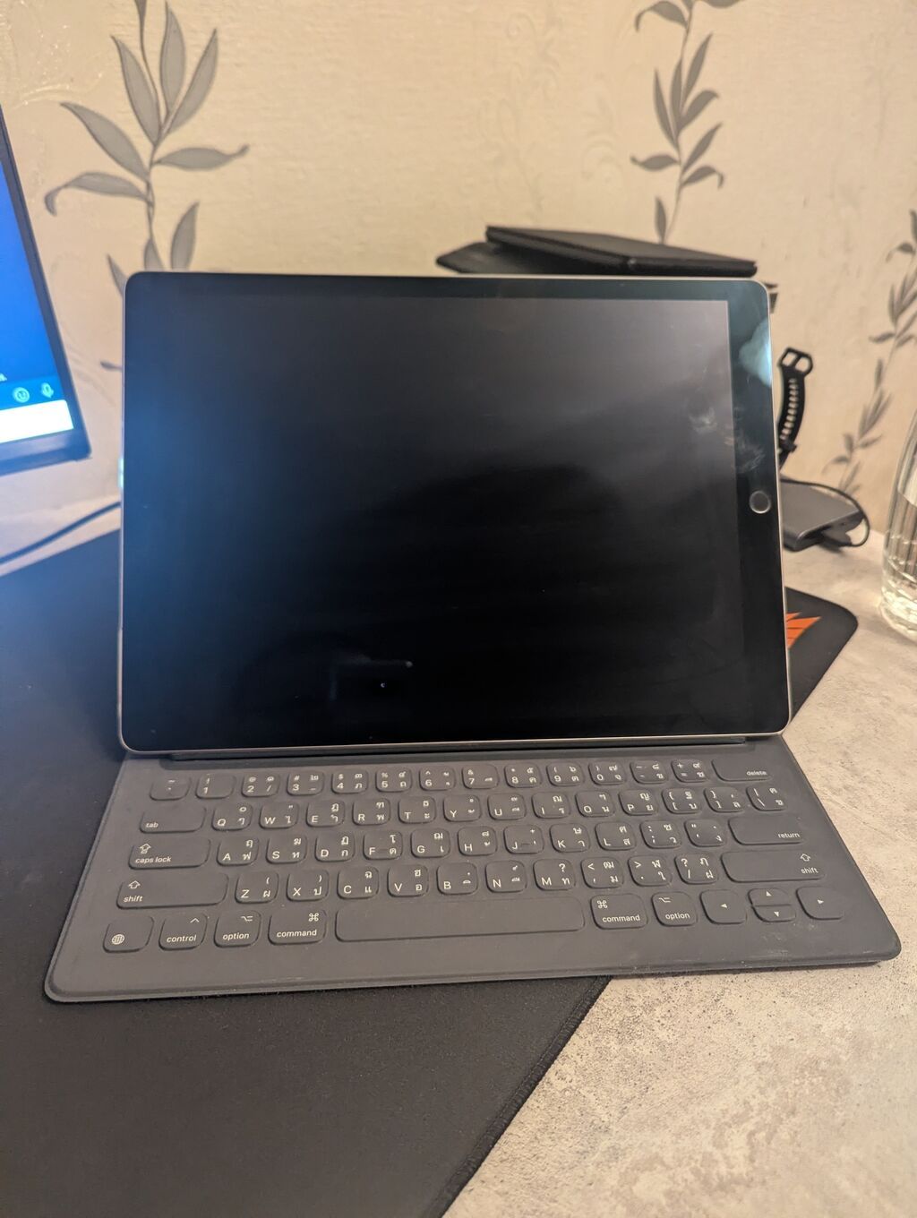 Планшет, Apple, 12" - 13", Wi-Fi, Б/у, Классический цвет - Серый: фото 2