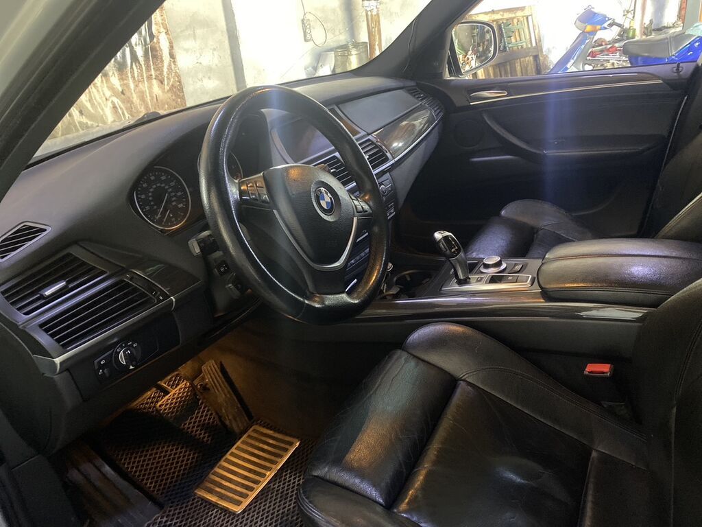 BMW X5: 2007 г., 4.8 л, Автомат, Бензин, Кроссовер: фото 3
