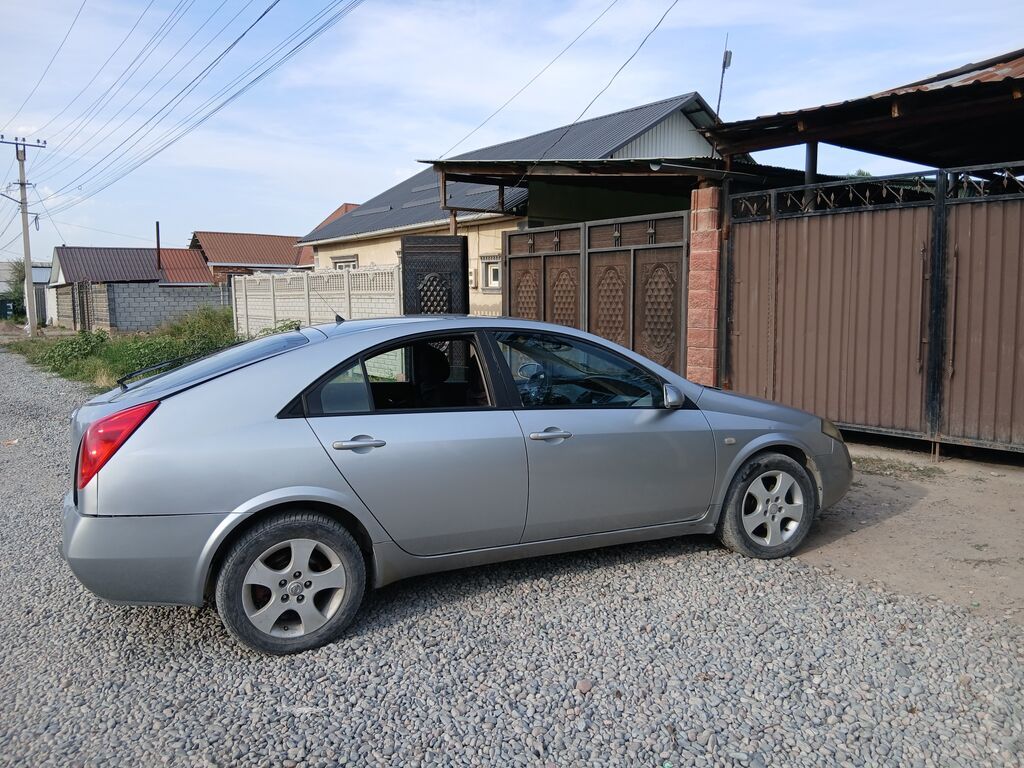Nissan Primera: 2002 г., Бензин, Лифтбек: фото 3
