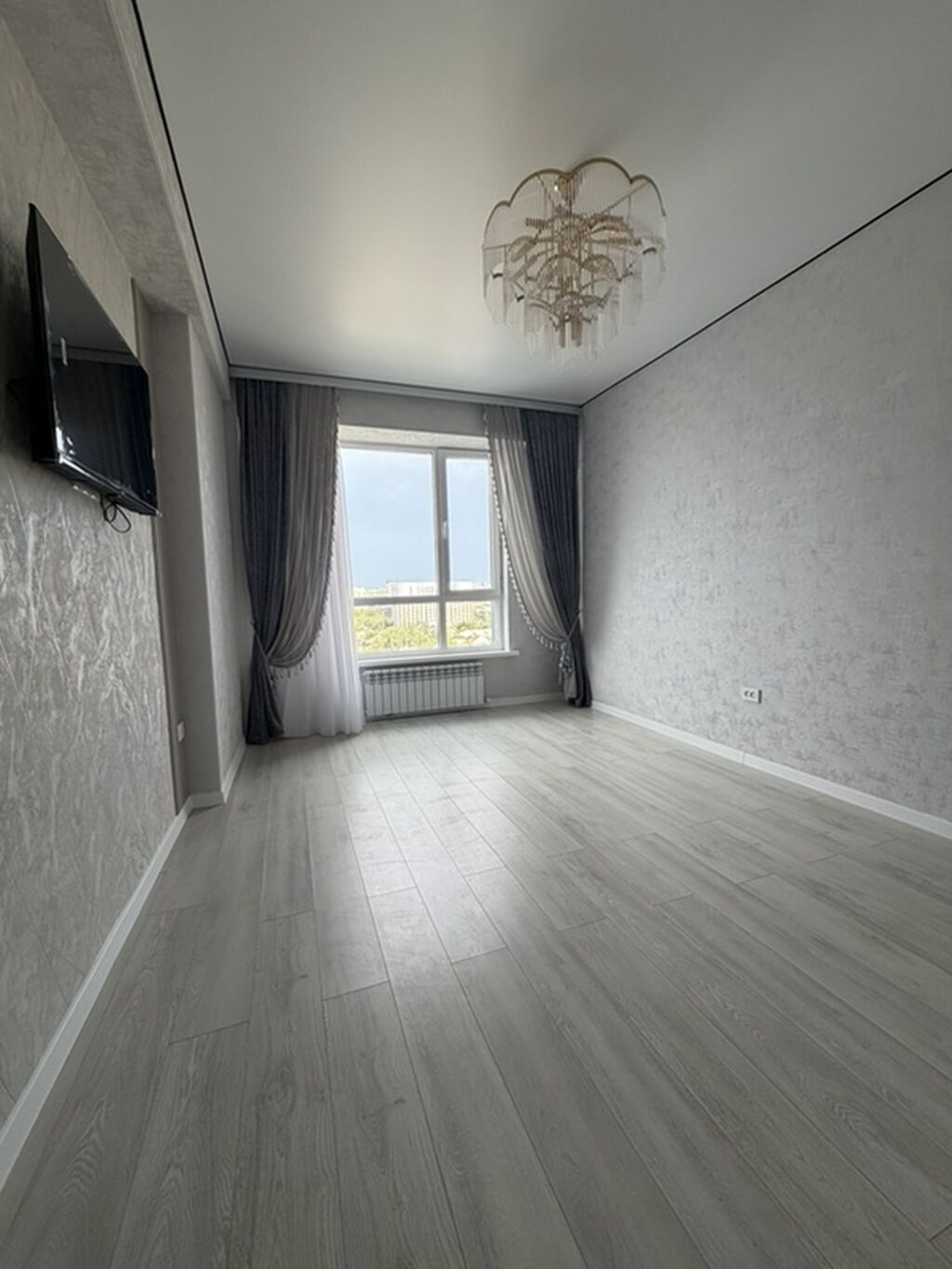 1 комната, 41 м², Пишпек Элитка, 11 этаж, Свежий ремонт: фото 2