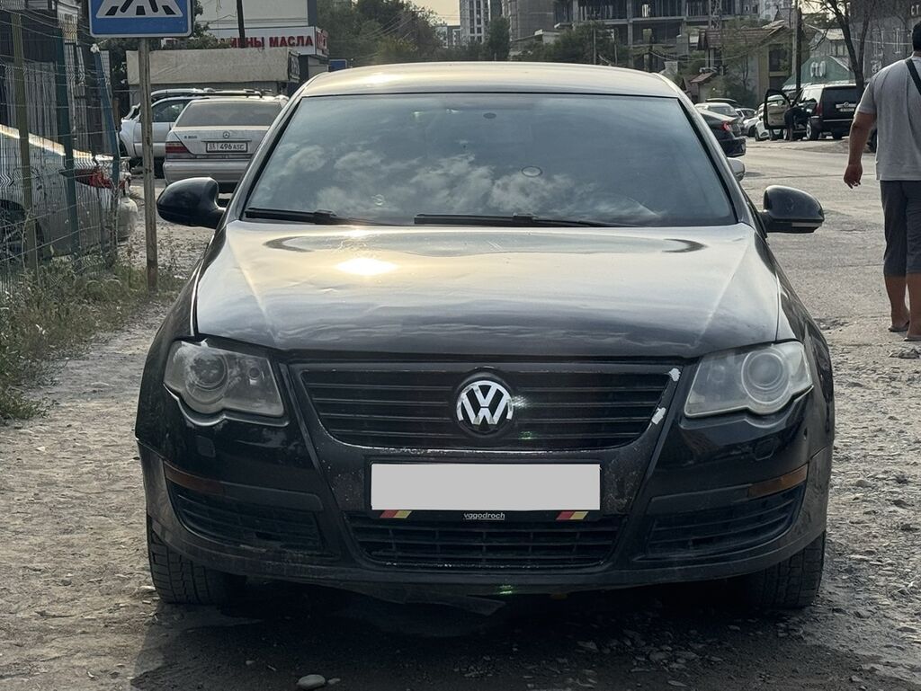Volkswagen Passat: 2005 г., 2 л, Автомат, Бензин, Седан: фото 3