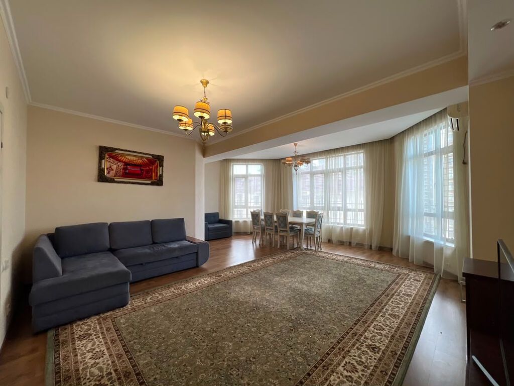 3 комнаты, 132 м², Элитка, 9 этаж, Евроремонт: фото 2