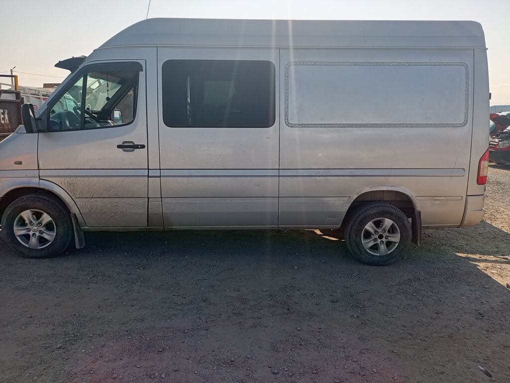 Mercedes-Benz Спринтер: 2005 г., 2.7 л, Механика, Дизель, Бус: фото 3