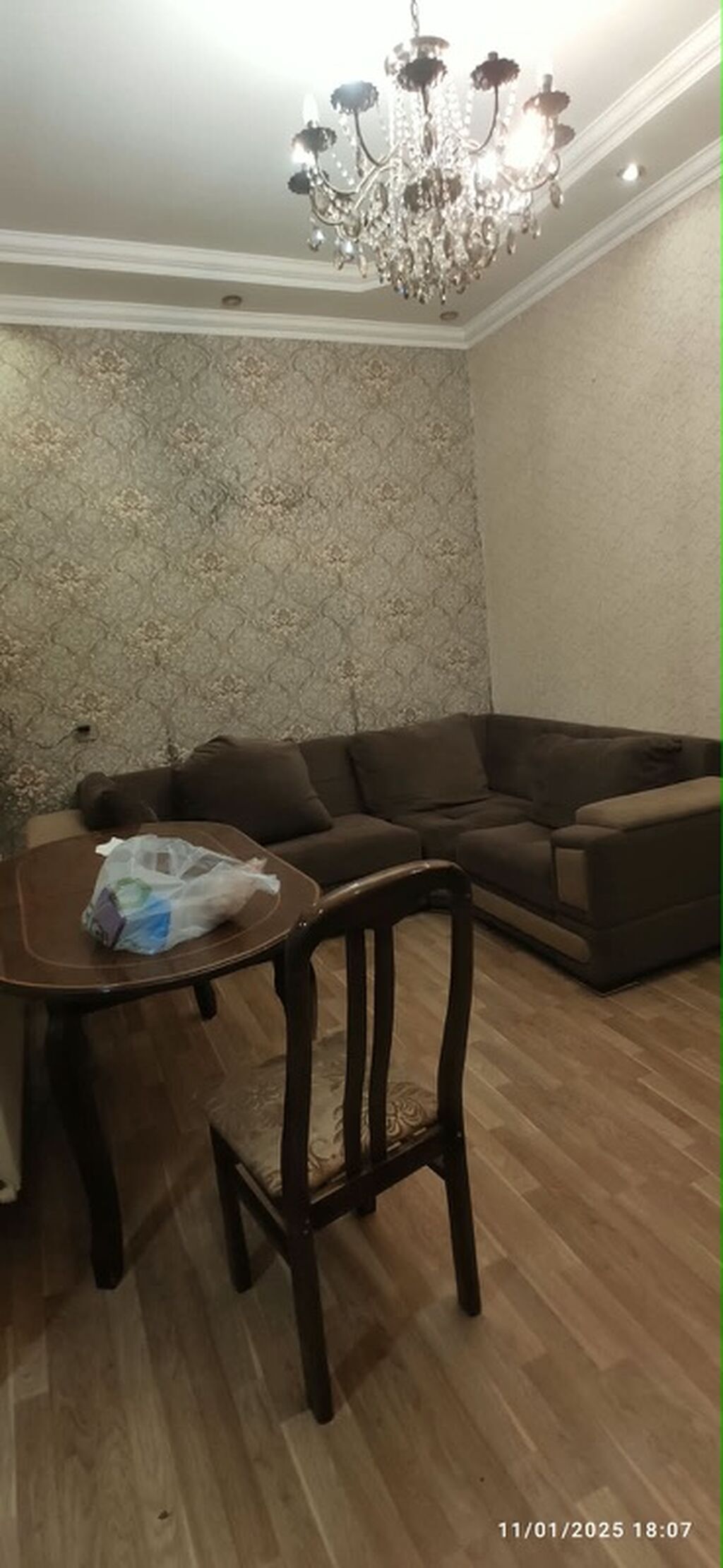 3 otaqlı, 55 kv. m, Təmirsiz