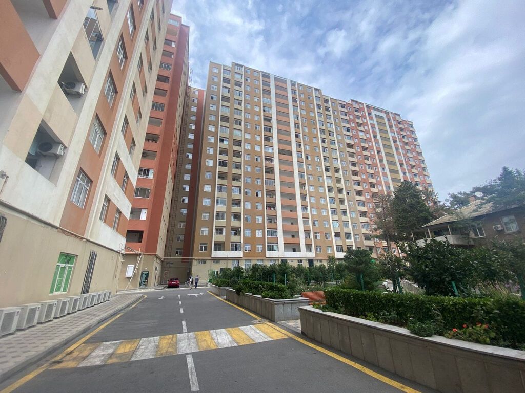 4 otaqlı, Yeni tikili, 126 kv. m