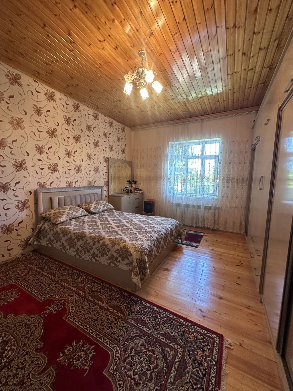 Saray, 120 kv. m, 4 otaqlı, Hovuzsuz, Su, Qaz, İnternet