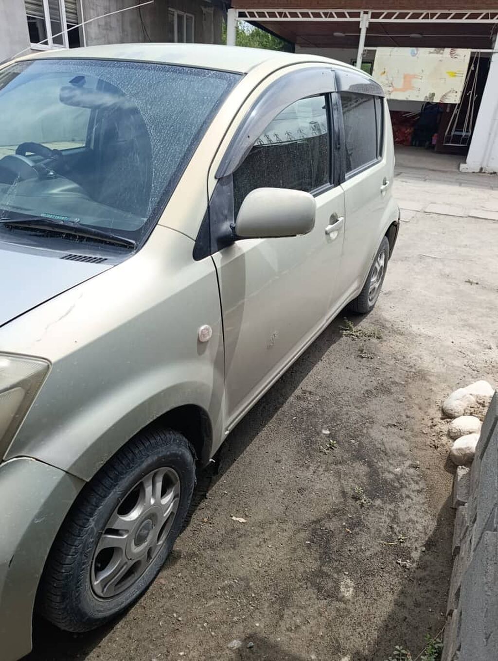Toyota Passo: 2003 г., Автомат, Хэтчбэк: фото 3
